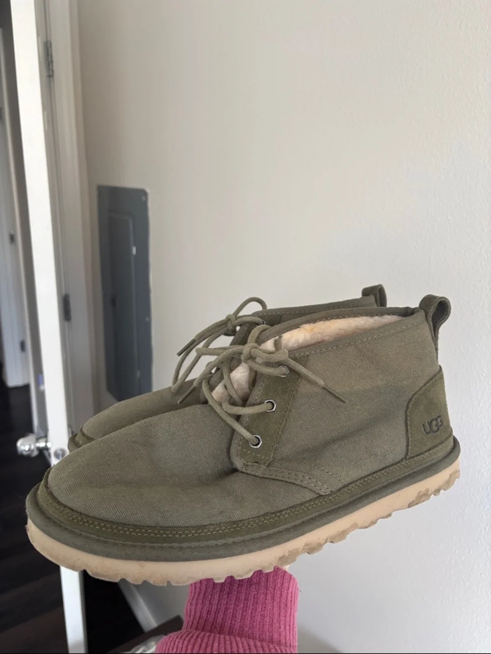 UGG Australia Neumel Moss Green Men's Boot 3236-MSG fur lined size 10